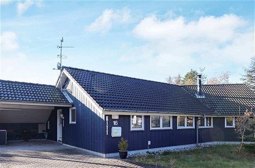 Photo 1 - 10 Person Holiday Home in Hadsund