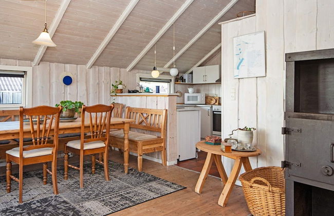 8 Person Holiday Home in Harboore - Foto 16