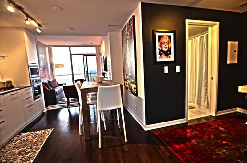 Photo 8 - Toronto Escape - Onyx Suite