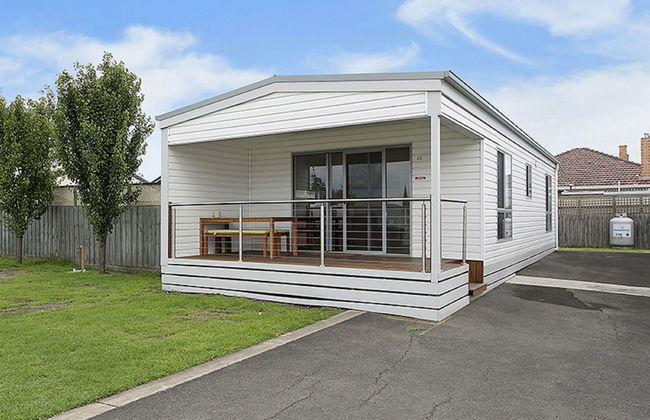 Portland Holiday Village - Photo 6