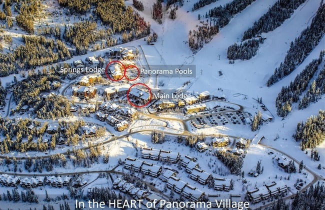 TOP FLOOR in Panorama Resort | TRUE Ski In/Out | Indoor Access to Pool & HotTubs - Foto 16