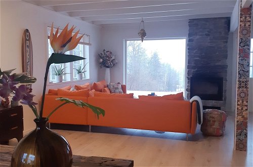 Photo 14 - Stunning 8-bed Cabin at Lake Skagern