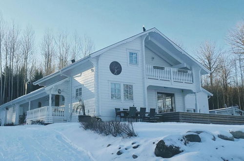 Photo 46 - Stunning Sleeps 9 Lakeview Loghome, Spa & Yoga