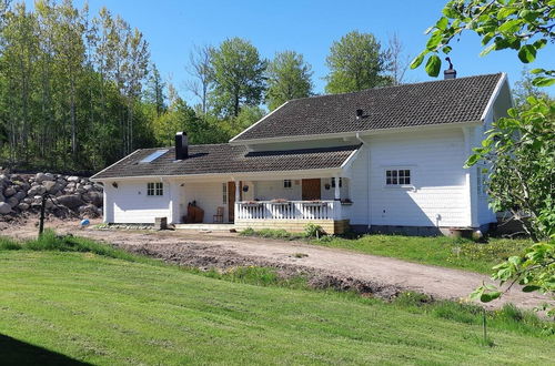 Foto 29 - Stunning 8-bed Cabin at Lake Skagern