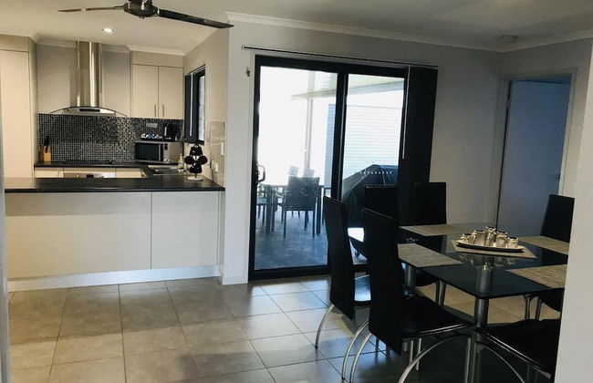 Hervey Bay Holiday Home - Foto 9