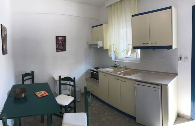 Victor-Eleni Hotel - Photo 32