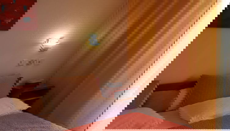 Photo 1 - Victor-Eleni Hotel