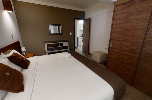 Photo 9 - Tokio Suites