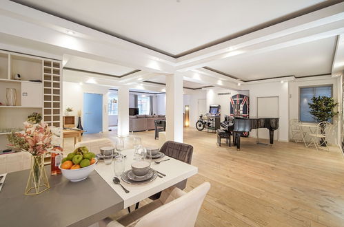 Foto 1 - Exquisite 2400sqft 3 Bed Brick Lane Pad