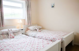 Photo 2 - Arallt Holiday Cottage