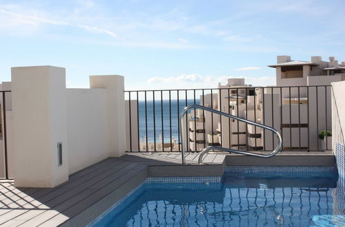 Photo 8 - Penthouse With Private Pool Near Beach