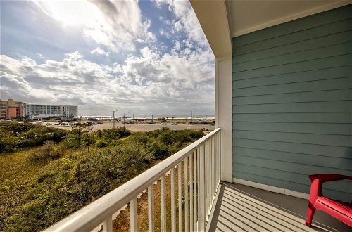Foto 35 - Luxury Condo in the Action of Orange Beach With Pool and Beach Access