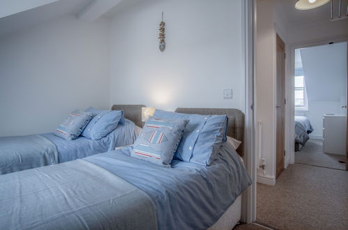 Photo 3 - Ramsey Apartment - 2 Bedroom - Tenby