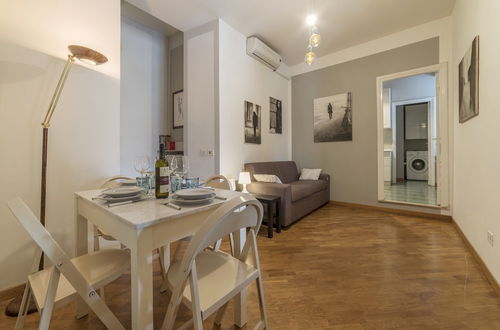 Photo 14 - Trastevere & Ponte Sisto Cozy Flat