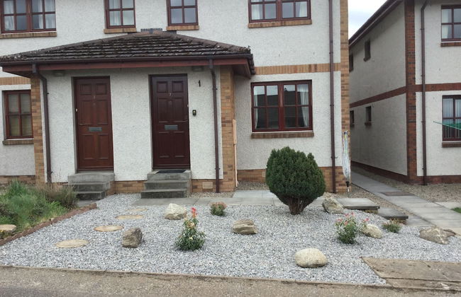 The Culloden is a Comfortable two Bedroom Apartment That Sleeps Four Adults - Foto 16