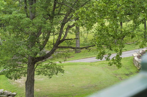 Photo 21 - Holiday Ridge Retreat 10 - Holiday Hills Branson - Golf Resort - Outdoor Pools