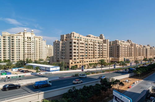 Photo 17 - Mesmerizing Upscale 1BR Apartment in Soho Palm Jumeirah