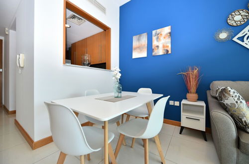 Foto 4 - BBL - Stylish 1BR with balcony in Marina