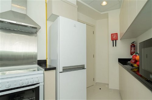 Photo 9 - KOHH – 1BR in Carson Tower