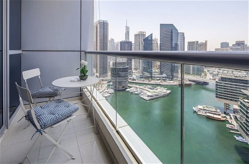 Foto 8 - Marina Views! Beautiful 1BR in Dubai Marina