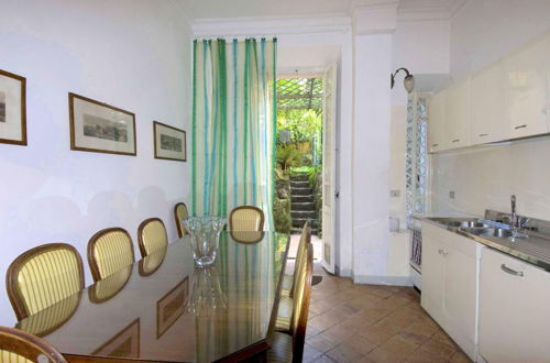 Foto 6 - Rome With a Garden Delightful 1 Bedroom Apartment With Private Garden in Historic Trastevere