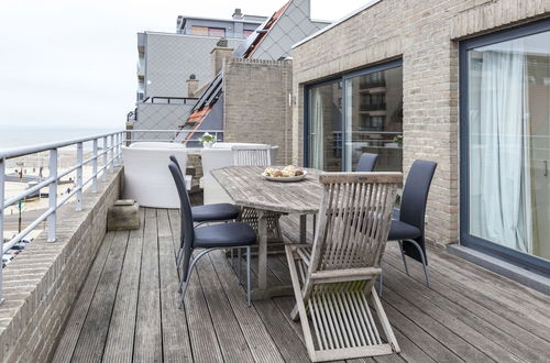 Photo 21 - Penthouse With 2 Terraces and Sea/casino Views