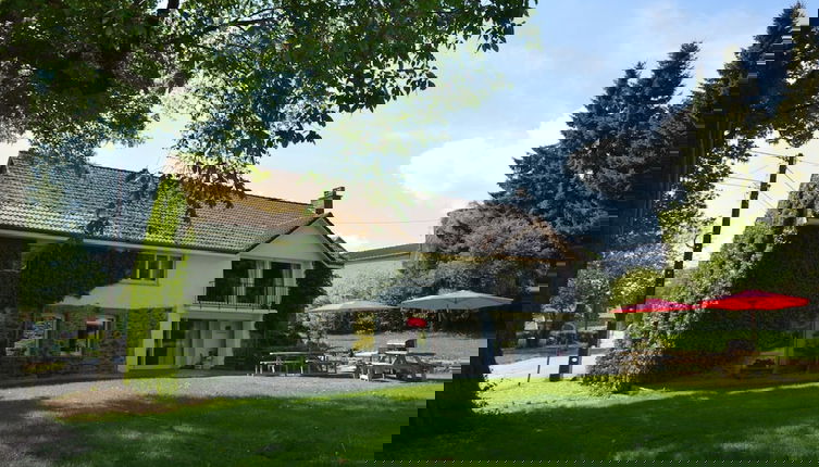 Foto 1 - Holiday Home in Francorchamps With Private Garden