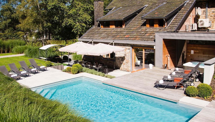 Photo 1 - Attractive Holiday Home in Spa With Swimming Pool