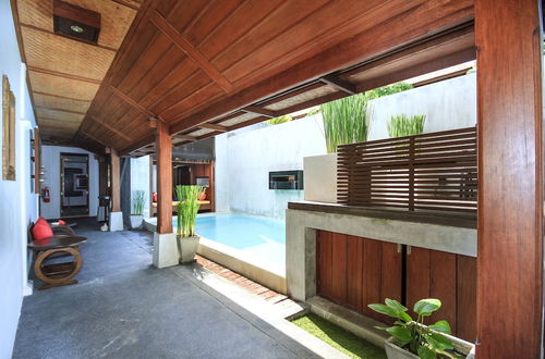 Photo 2 - Pao Jin Poon Beach Front Villa