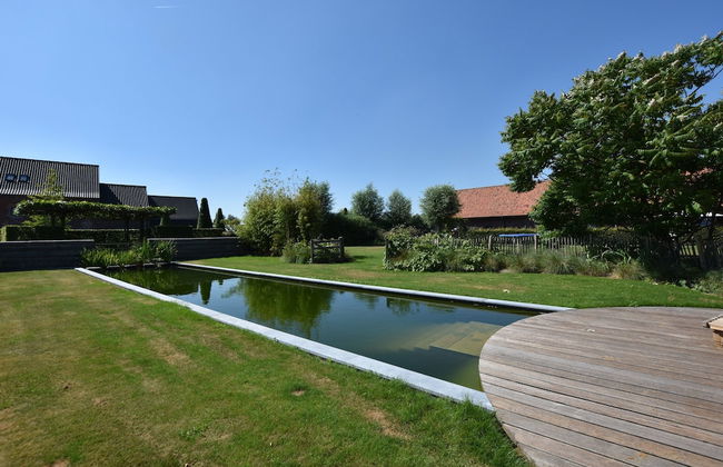 Tasteful Mansion in Lichtervelde with Hot Tub - Photo 33