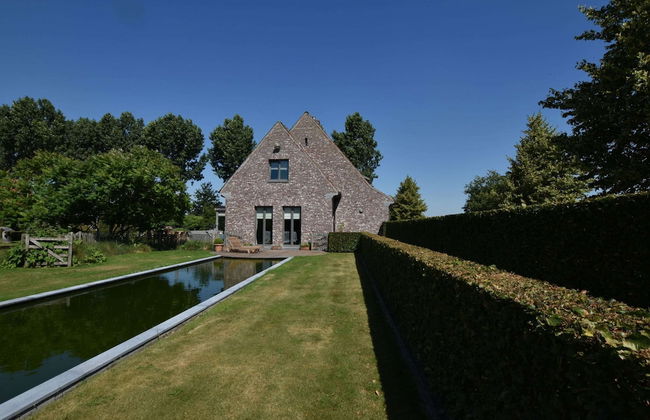 Tasteful Mansion in Lichtervelde with Hot Tub - Photo 21