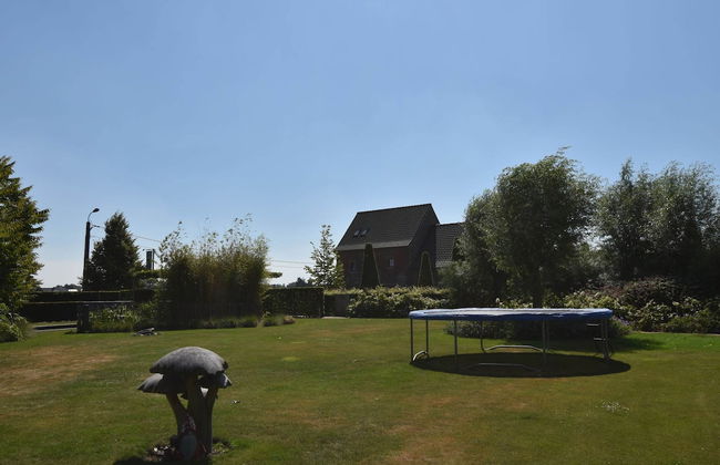 Tasteful Mansion in Lichtervelde with Hot Tub - Photo 31