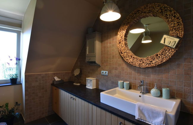 Tasteful Mansion in Lichtervelde with Hot Tub - Photo 20