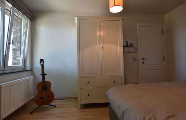 Tasteful Mansion in Lichtervelde with Hot Tub - Photo 2