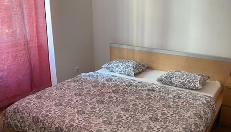 Foto 1 - 3 Bed Flat - Sleeps 10 - Pets - Smoking - Parking