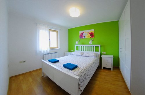 Photo 13 - Pula Comfort Apartments