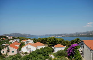 Photo 1 - Sea-view Apartment in Okrug Donji With Balcony