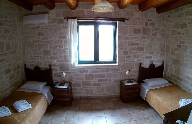 Stratos Villas - Photo 7