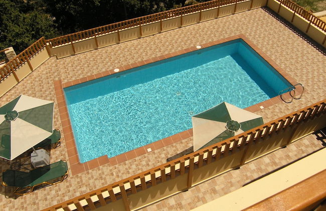Stratos Villas - Photo 21