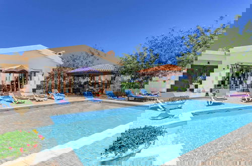Foto 13 - Villa Chariklia