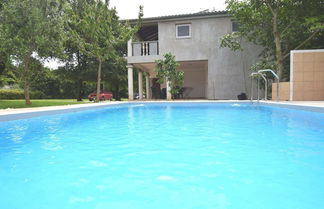 Photo 1 - Apartment in Holiday Home With Private Pool, Garden With Grill, Airco and Wifi