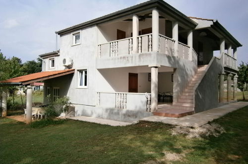 Photo 20 - Apartment in Holiday Home With Private Pool