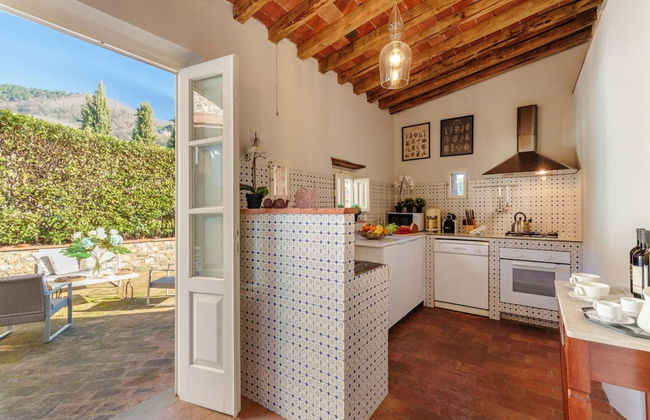 Villa Il Tinaio in Capannori - Photo 6