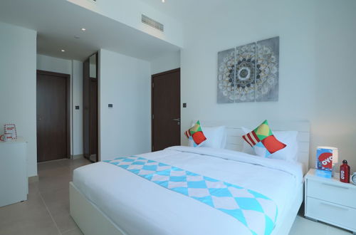 Foto 5 - OYO Home 258 1BHK Marina Gate 2