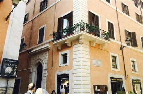 Foto 16 - In Rome at Spanish Steps Classy Apartment With Modern Design in an Historic Palazzo