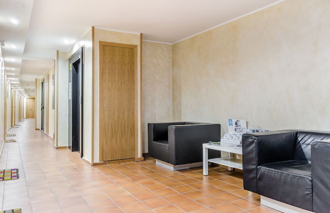 Apartamentos Prat de les Molleres - Foto 2