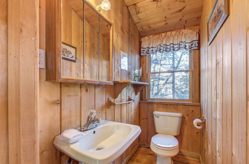 Photo 14 - Bear Cave Haus by Jackson Mountain Rentals