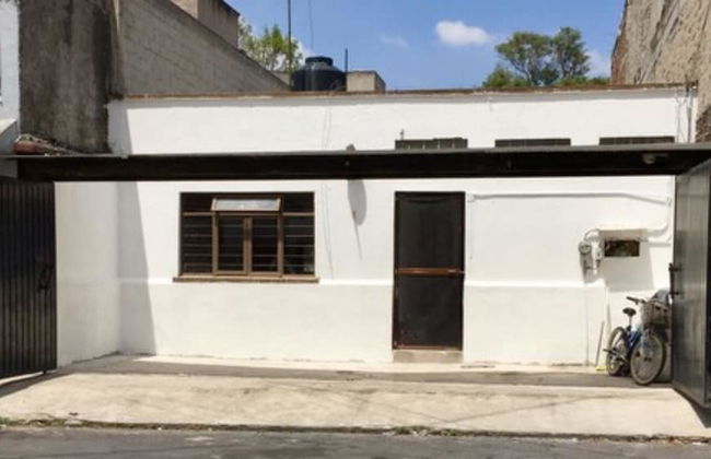 2 Bedroom House - Photo 16