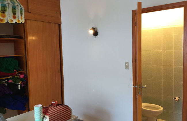 2 Bedroom House - Photo 4