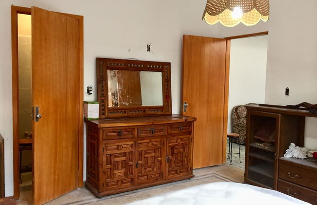 2 Bedroom House - Photo 12